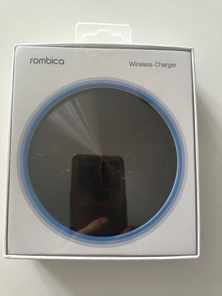 Беспроводная зарядка Rombica NEO Zeta Quick (Black)