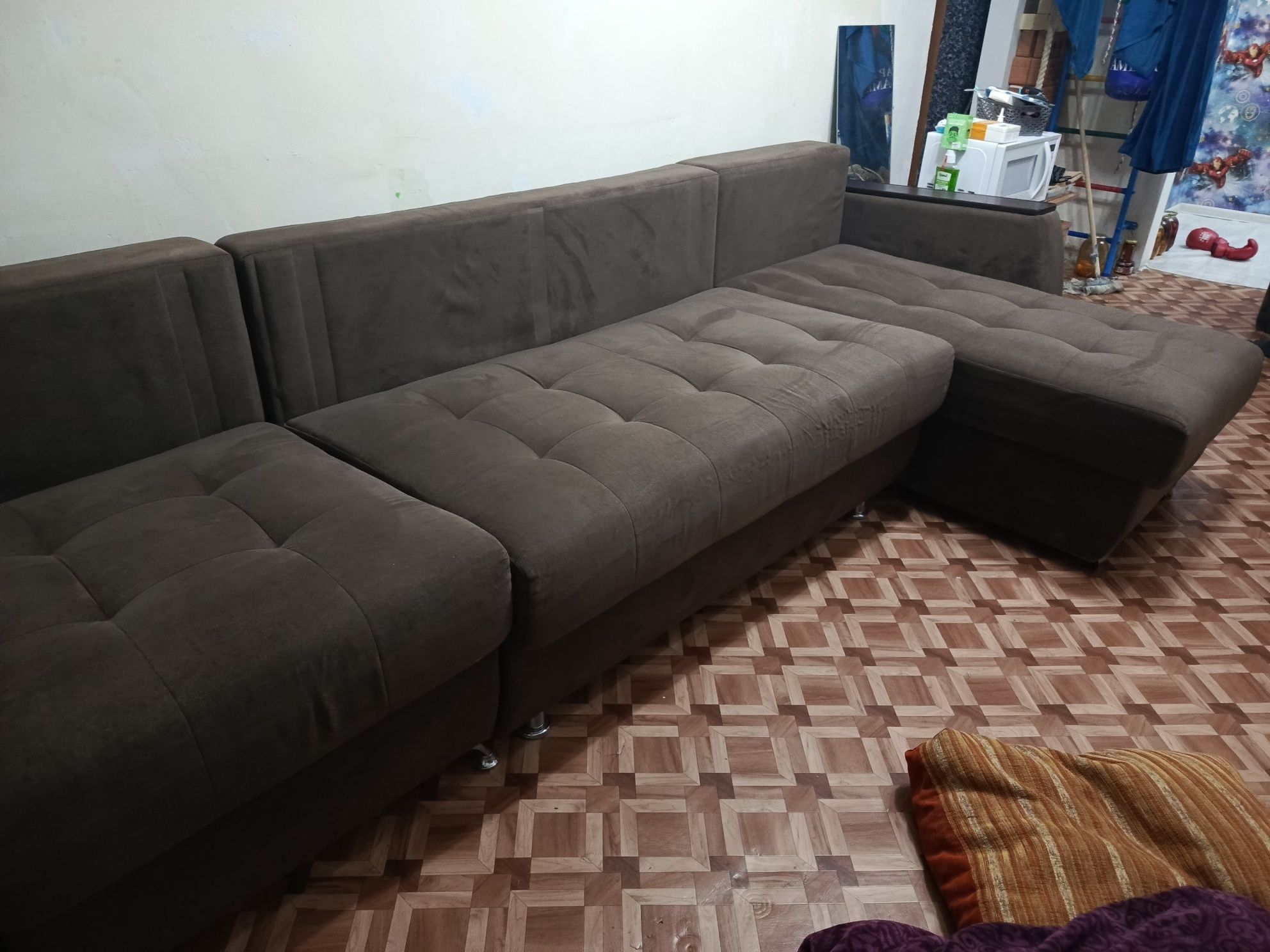 Продам диван 2,80 общ 3.10