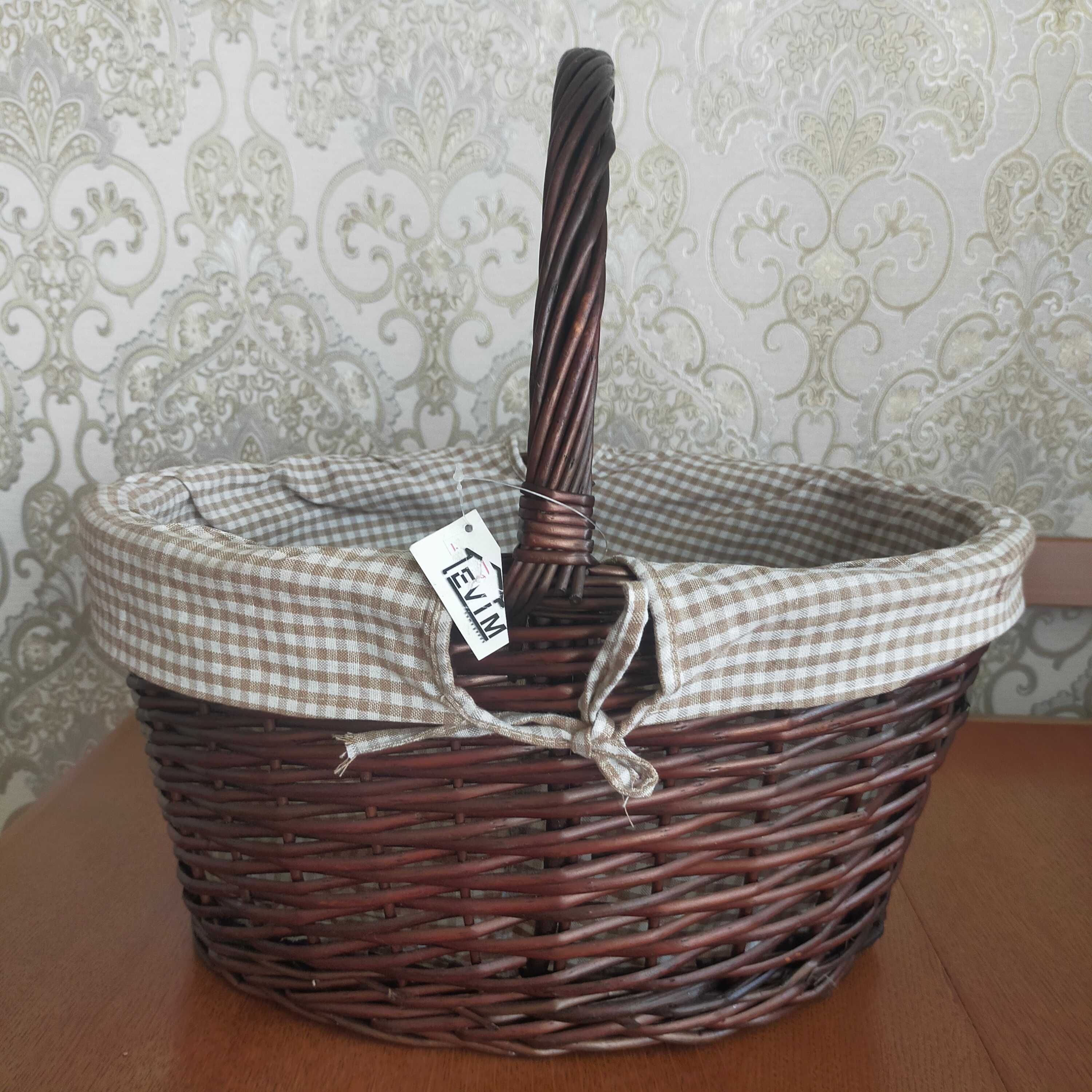 Корзина плетеная из лозы с ручкой