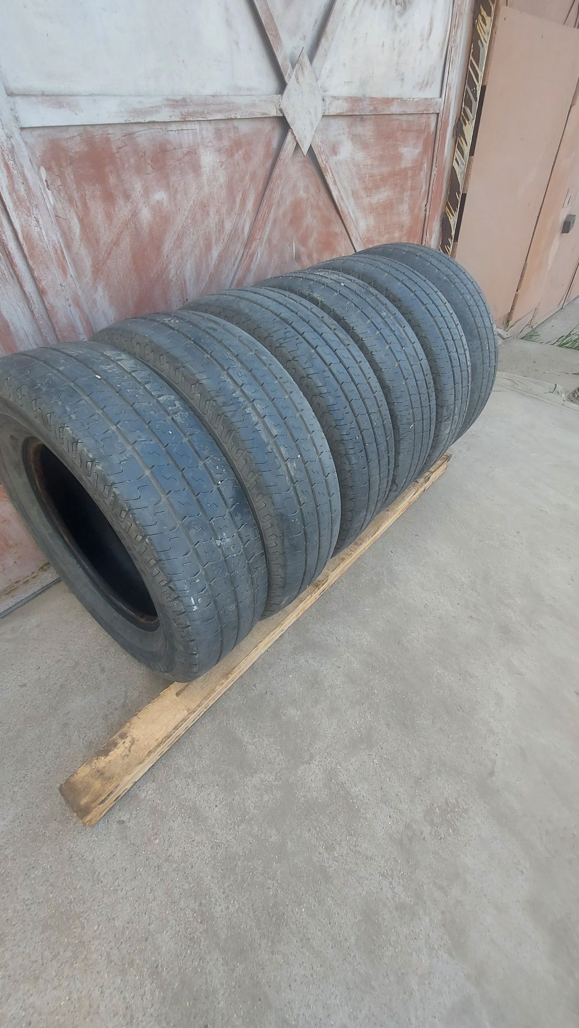 Продам Шины Матадор 205/75/16С