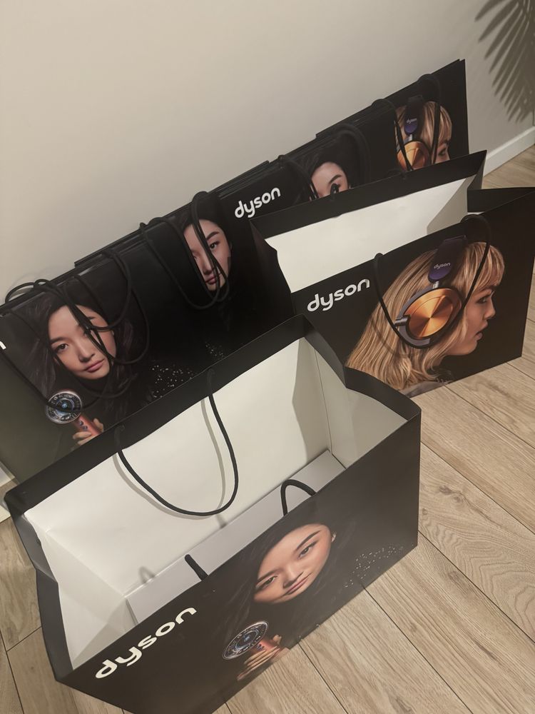 Пакеты dyson с принтом с официального магази