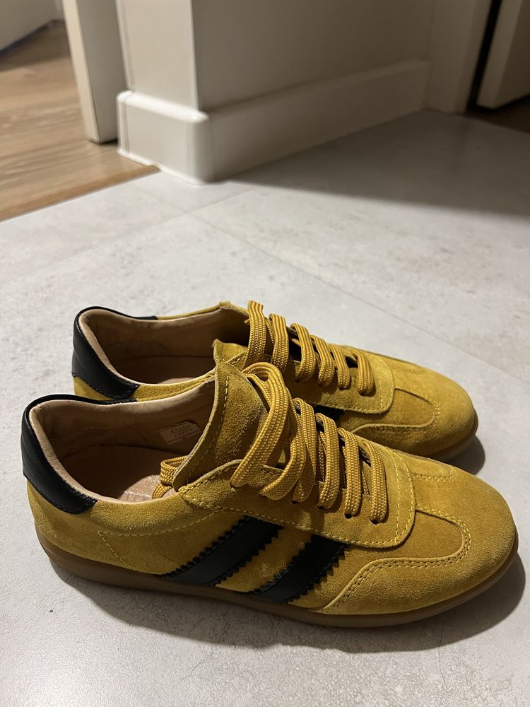 Продам обувь Perfect Pairs