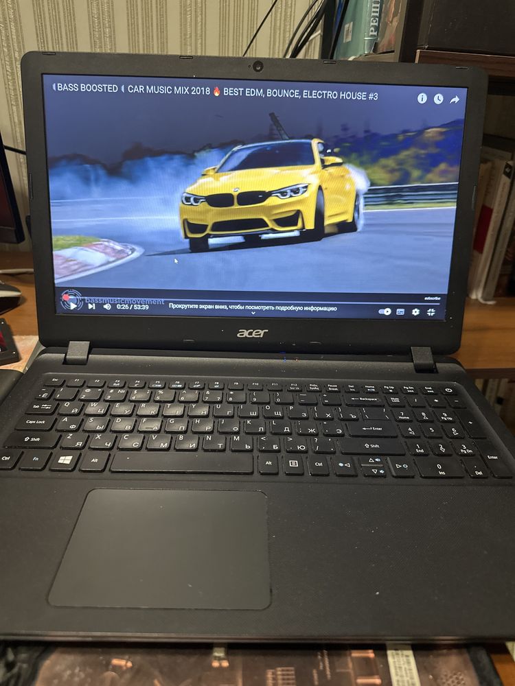 Acer ES1-533 N16C1 SSD 256 Radeon