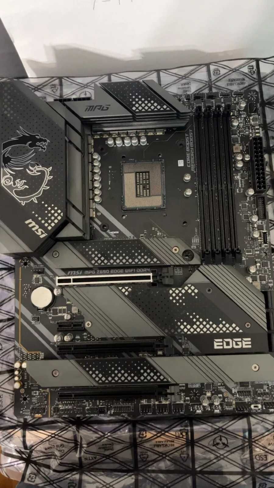 Материнская плата MSI MPG Edge Z690 Wi fi DDR4