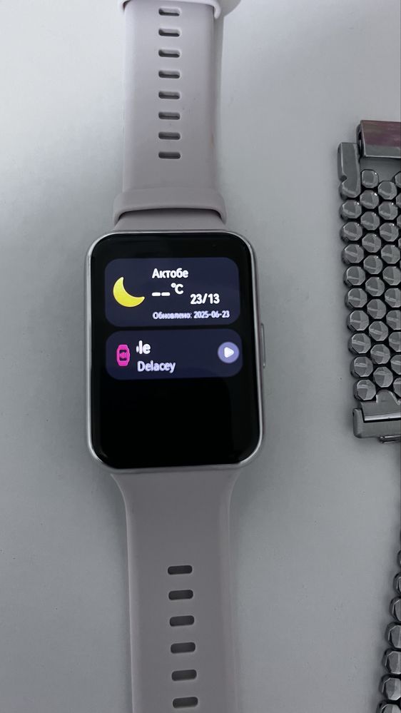 Продам срочно huawei WATCH fit 2