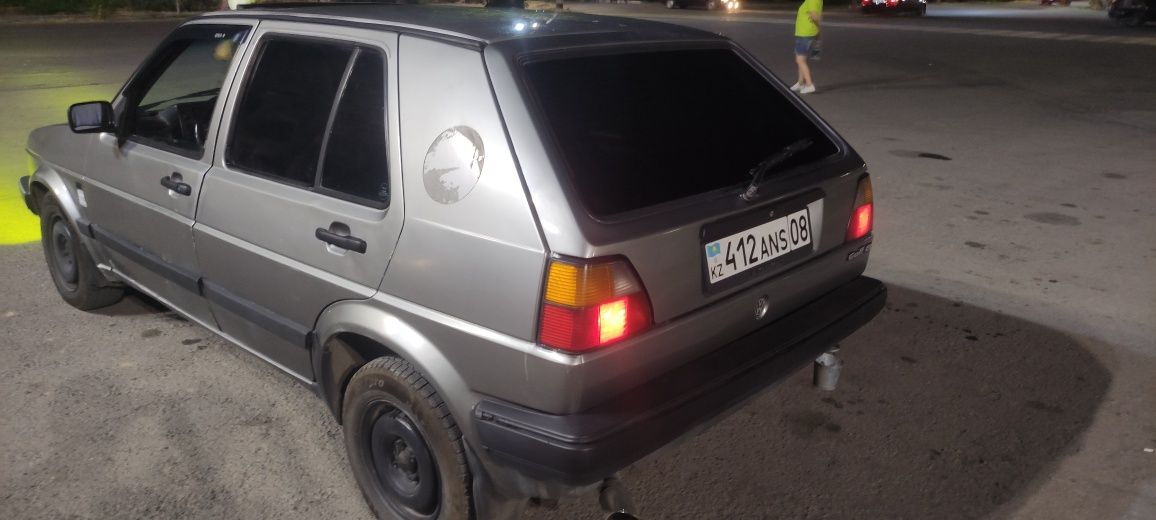 Продам гольф 2..