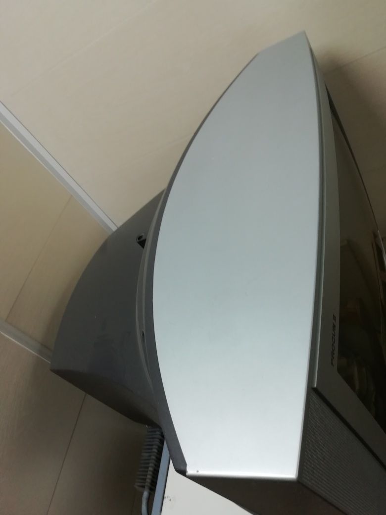 Телевизор "SAMSUNG"