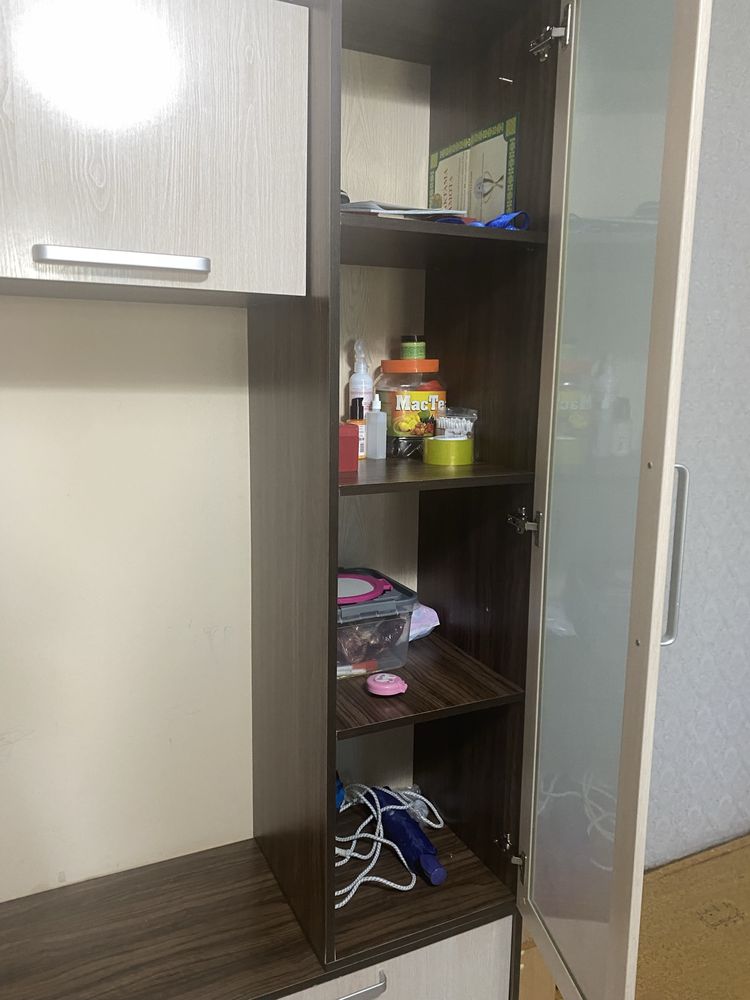 Продам Шкаф , в хорошем состоянии