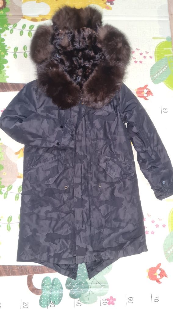 Продам парку б/у