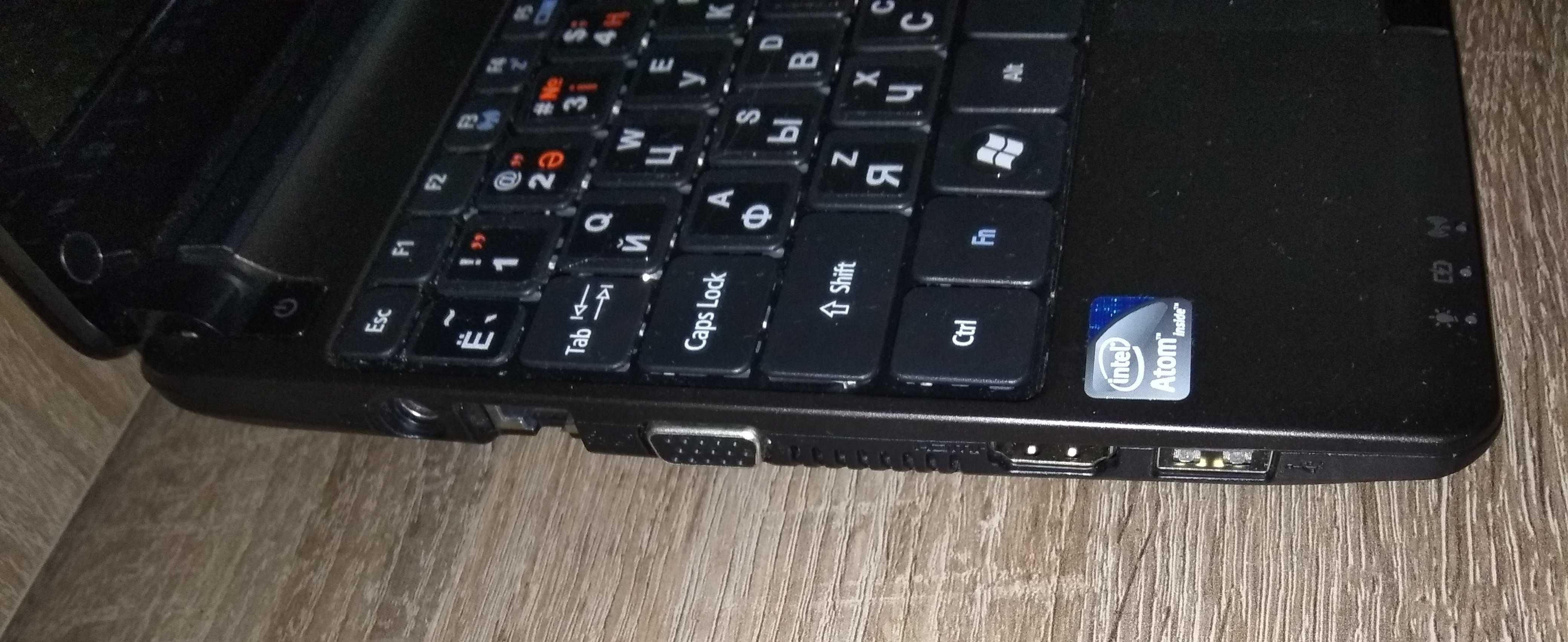 Нетбук Acer D270  в коробке с новой мышкой