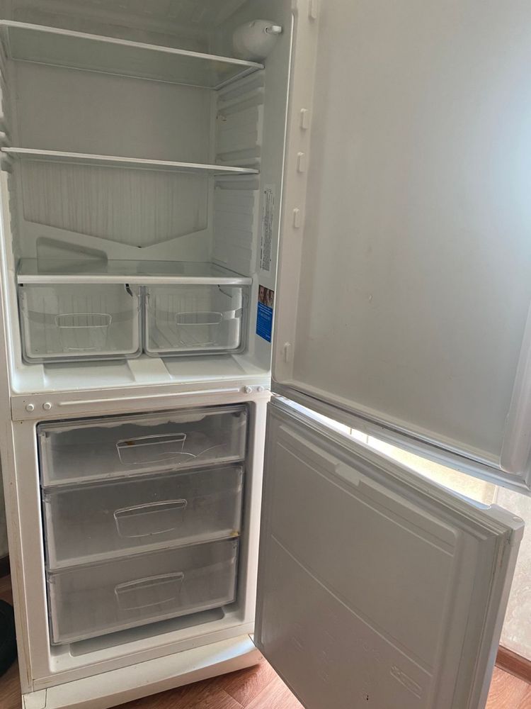 продам холодилник