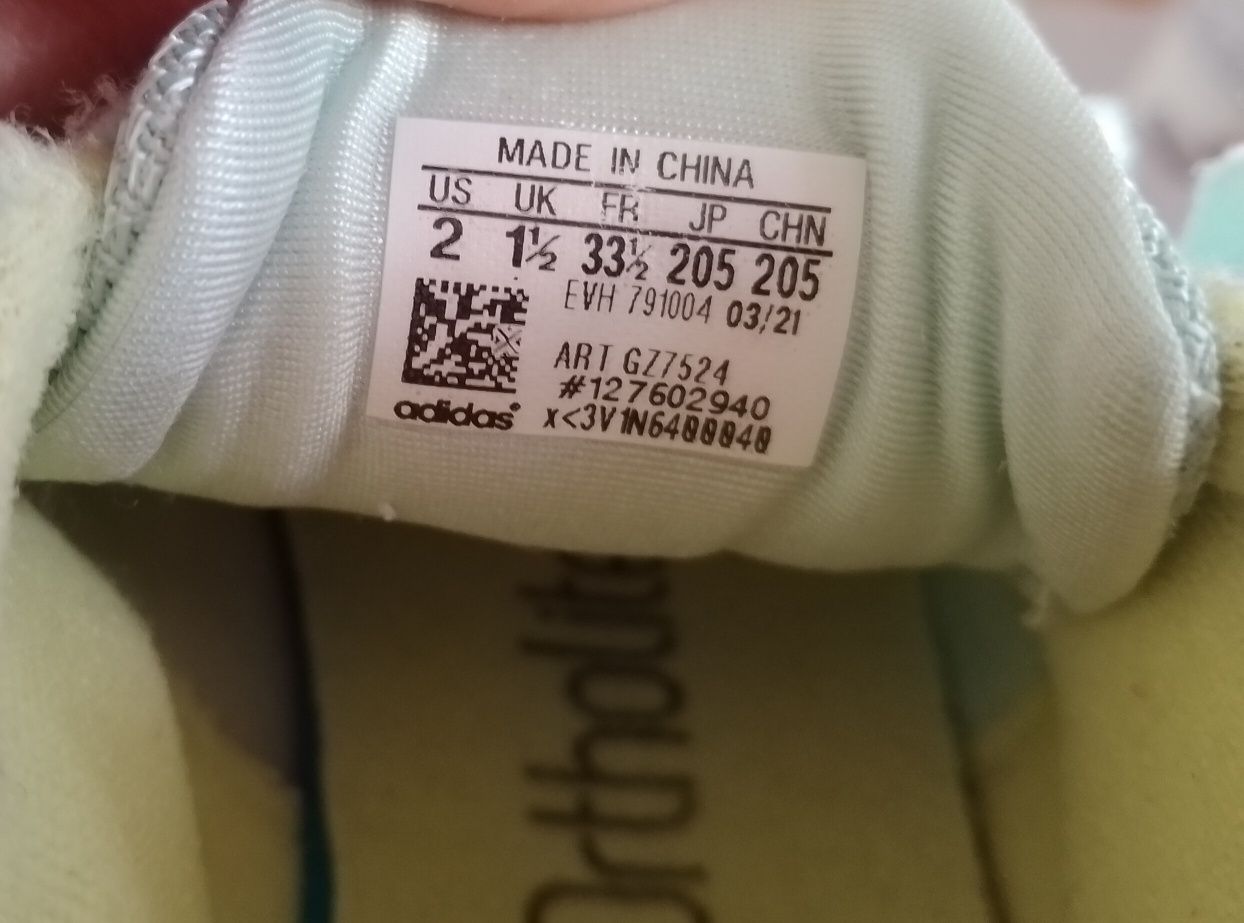 Продам детские кроссовки Adidas, 31,5 и 33,5 размеры