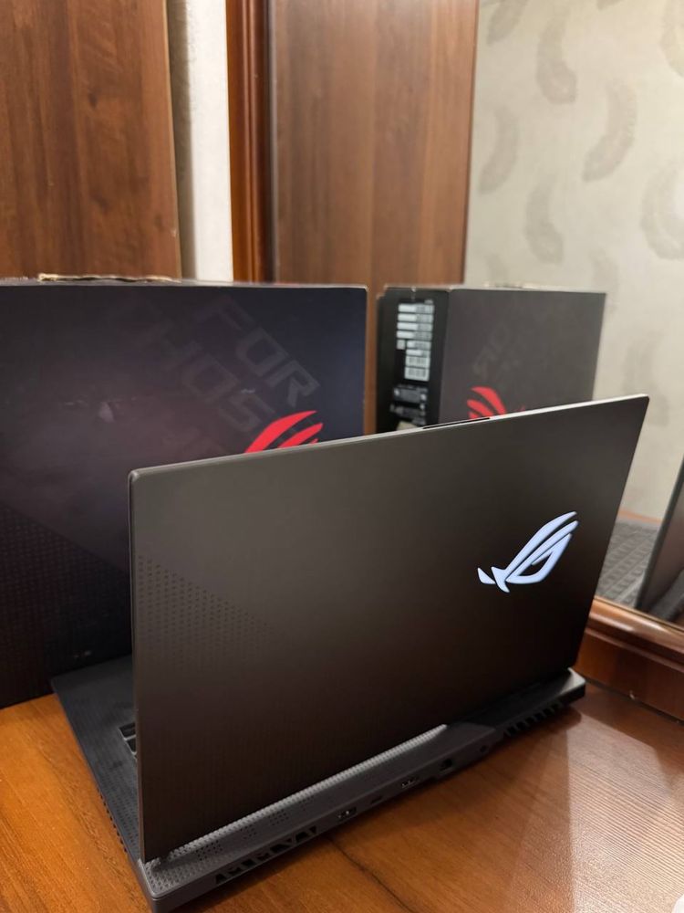 Asus rog strix g15