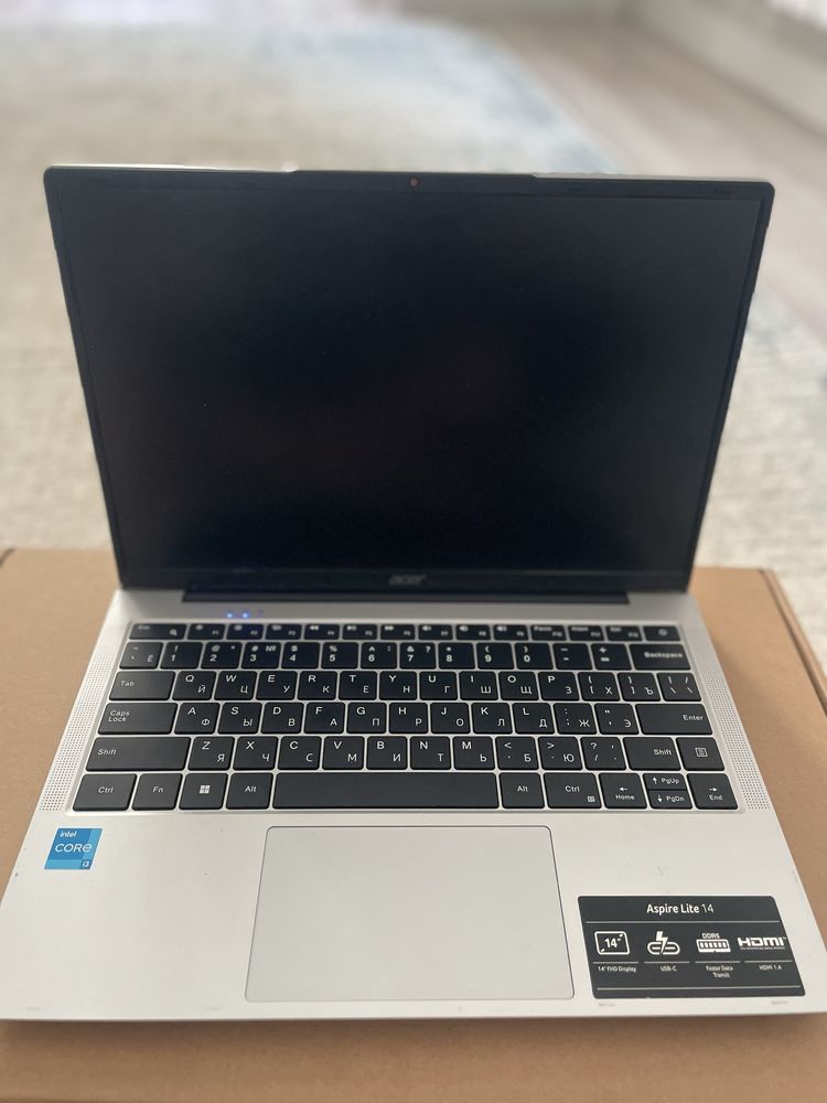 Acer aspire lite .