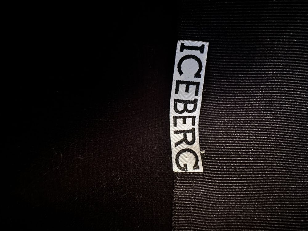 Продам юбку Iceberg