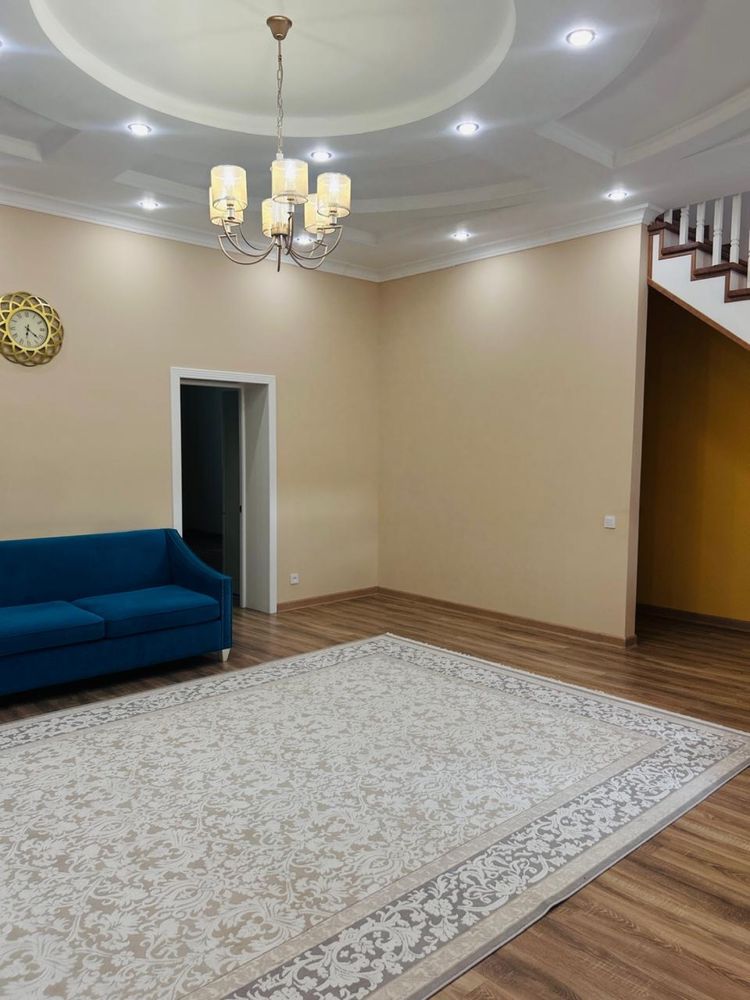 Диван и кресло Cara hardwood
