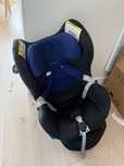 Продам автокресло до 3 лет cybex