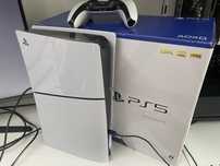 продам PS5 slim, 1Tb
