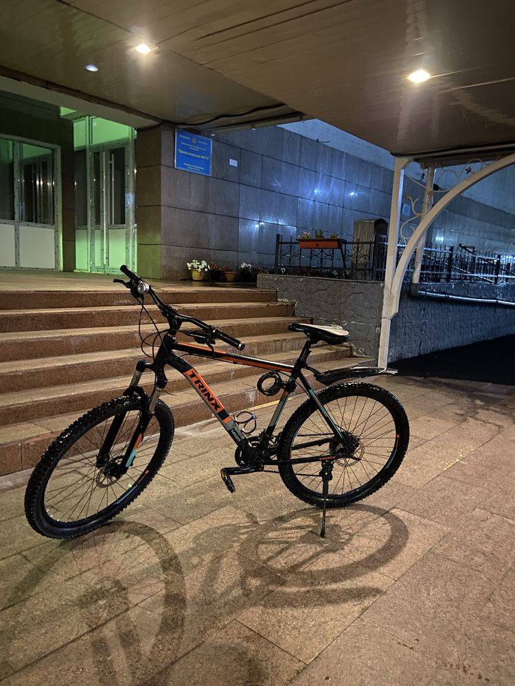 Trinx M1000 Elite