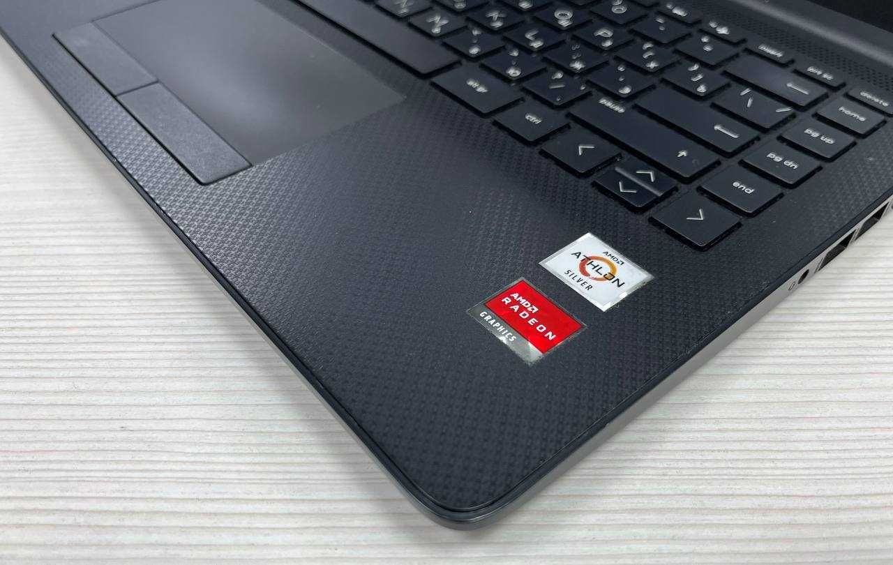 Маленькие компактный ноутбук HP Athlon silver/ОЗУ 8/SSd 256/HDD 1Tb