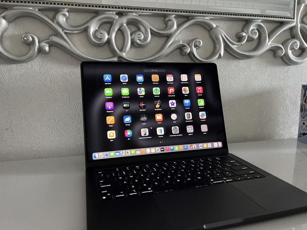 Ноутбук Apple MacBook Pro 14 chip M4 pro 14.2 /24 Гб/SSD 512 Гб/macOS
