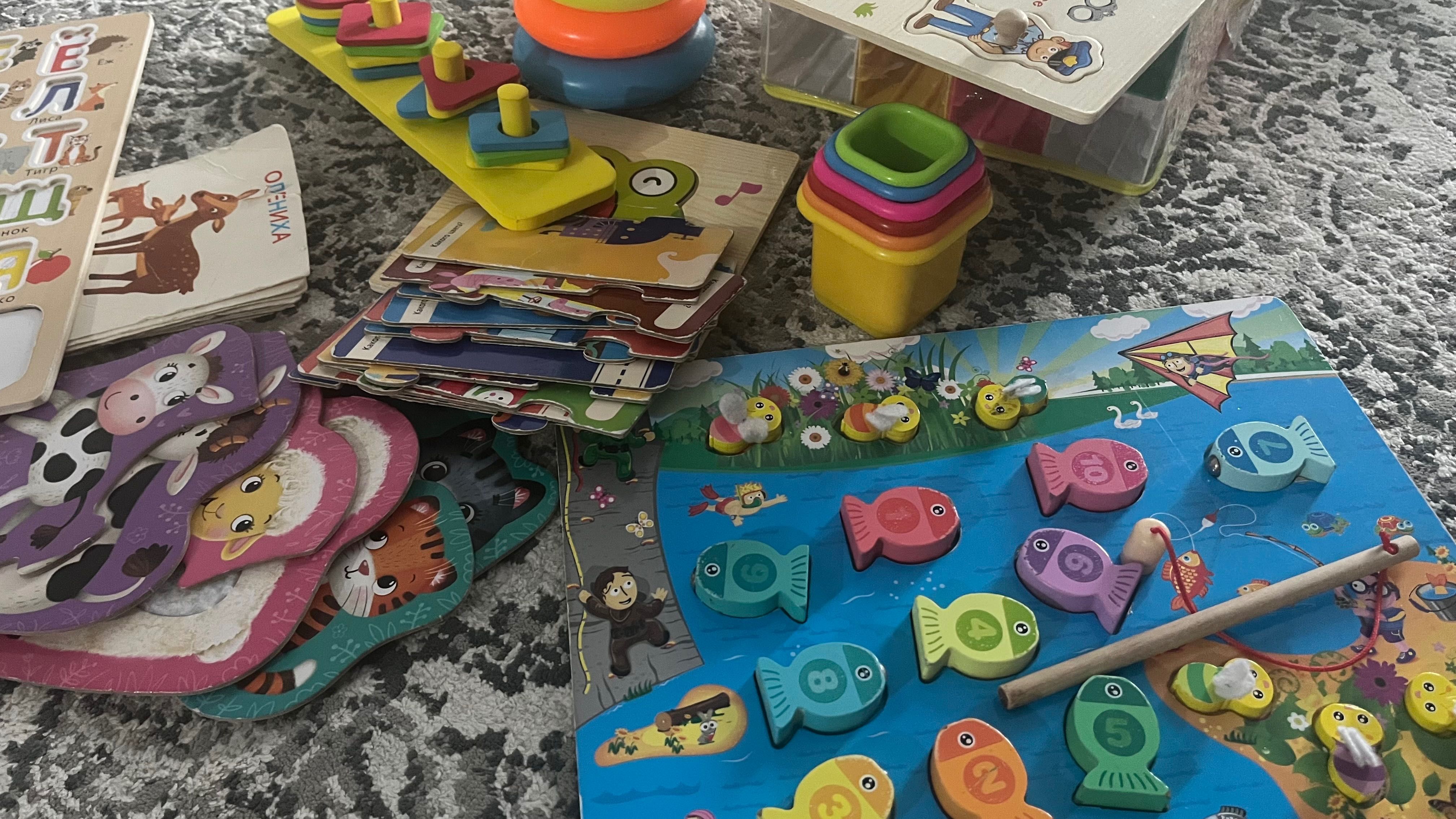 Продам развивающие игрушки до детей от 0 до 3 лет