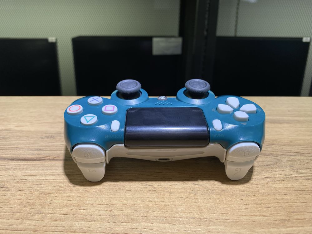 Геймпад для PS4, в хорошем состоянии, 777/А10