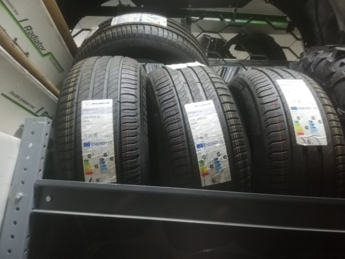 Продам новую резину на 16