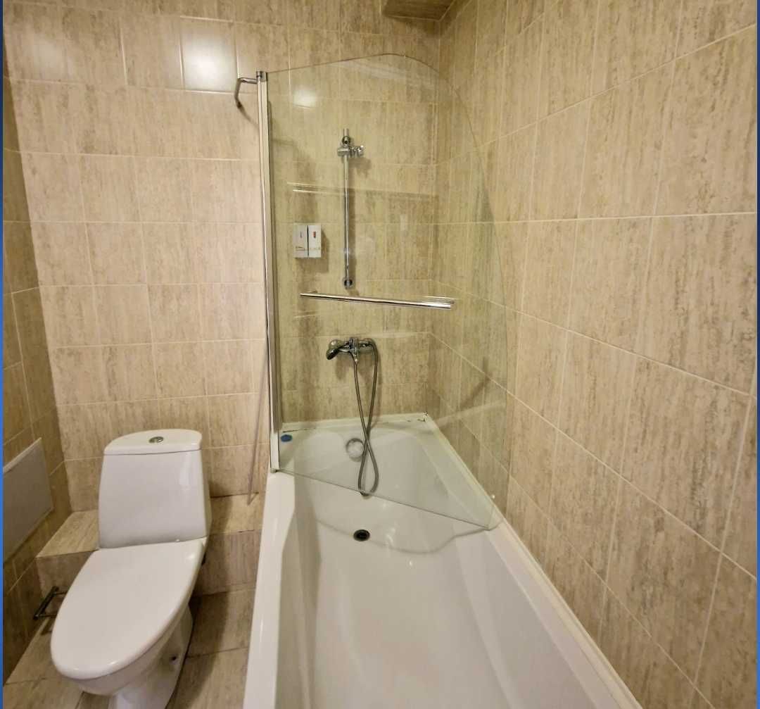 Продам раковины и стекло перегородки