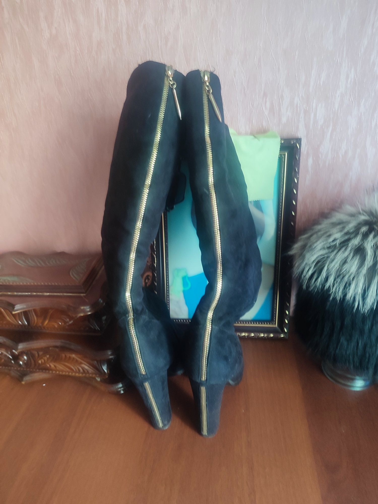 Зимние женские сапоги б/у