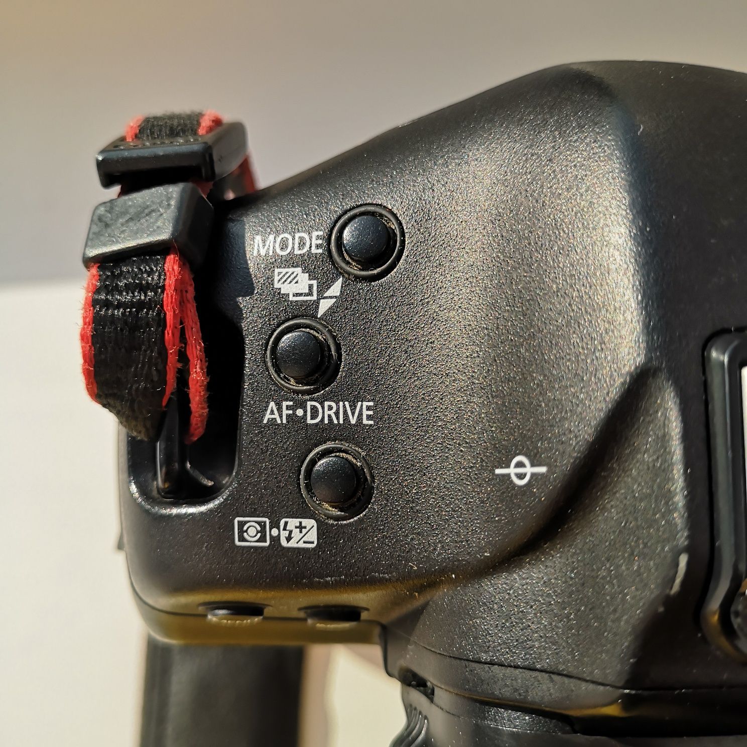 Фотоаппарат Canon EOS 1DX Mark I body
