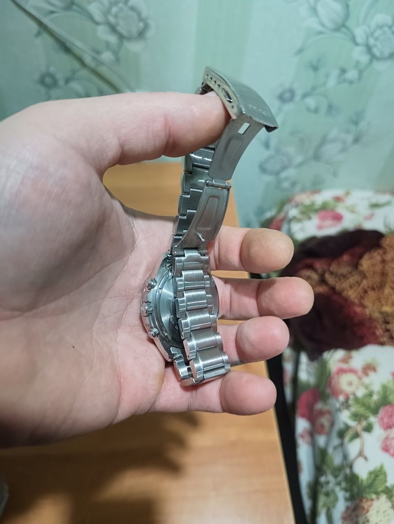Продам часы Casio оригинал