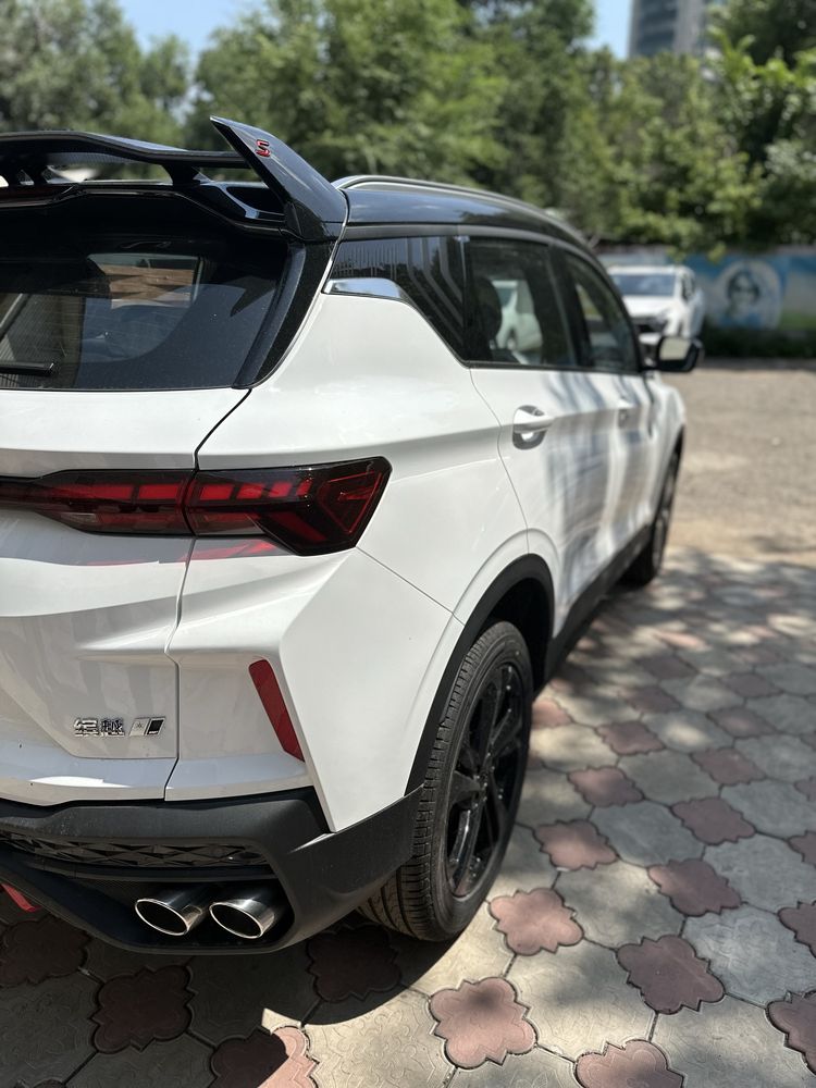 Автомашины машины продам автомошину Geele Colrey