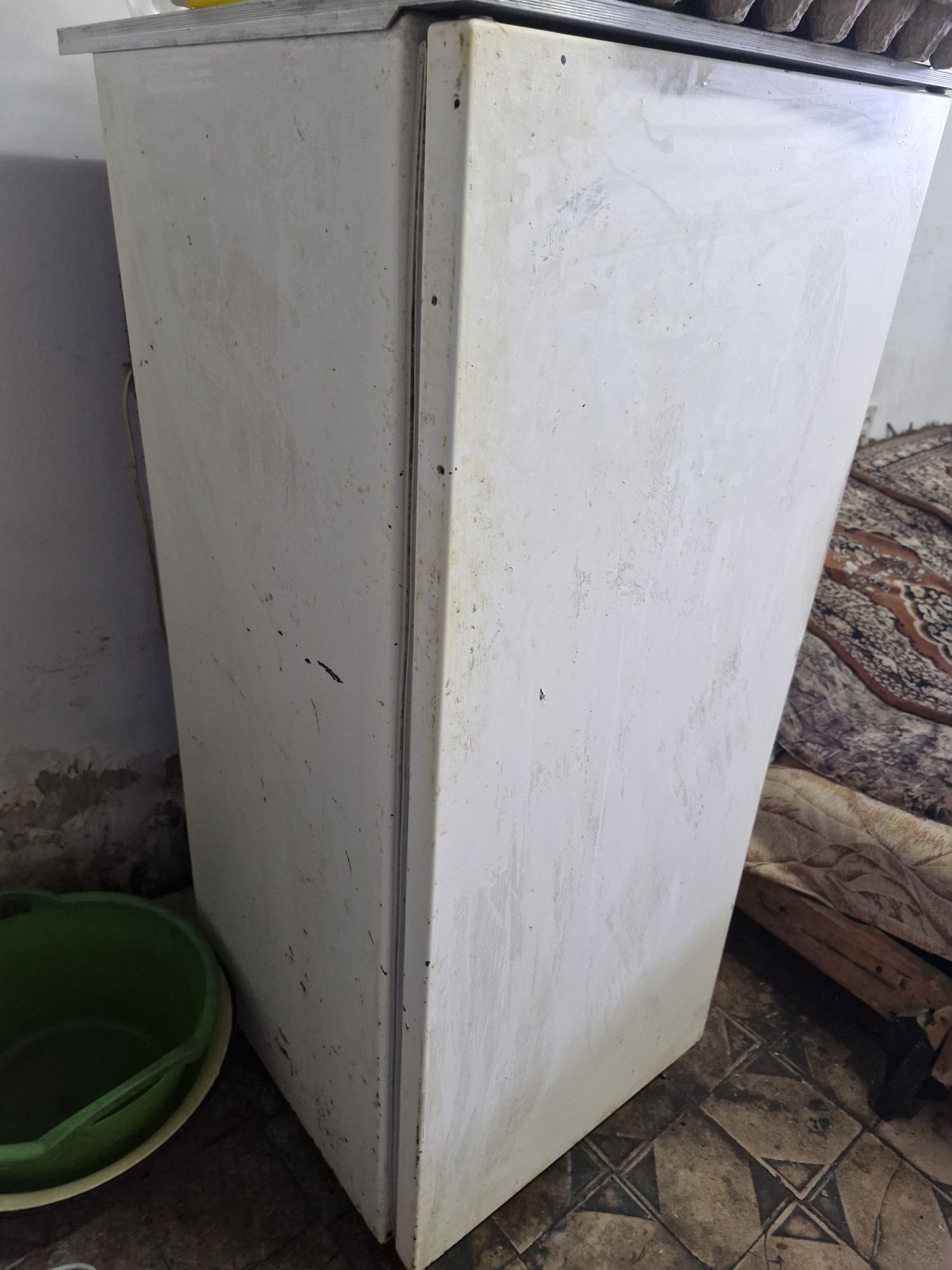 Продам холодильник рабочий