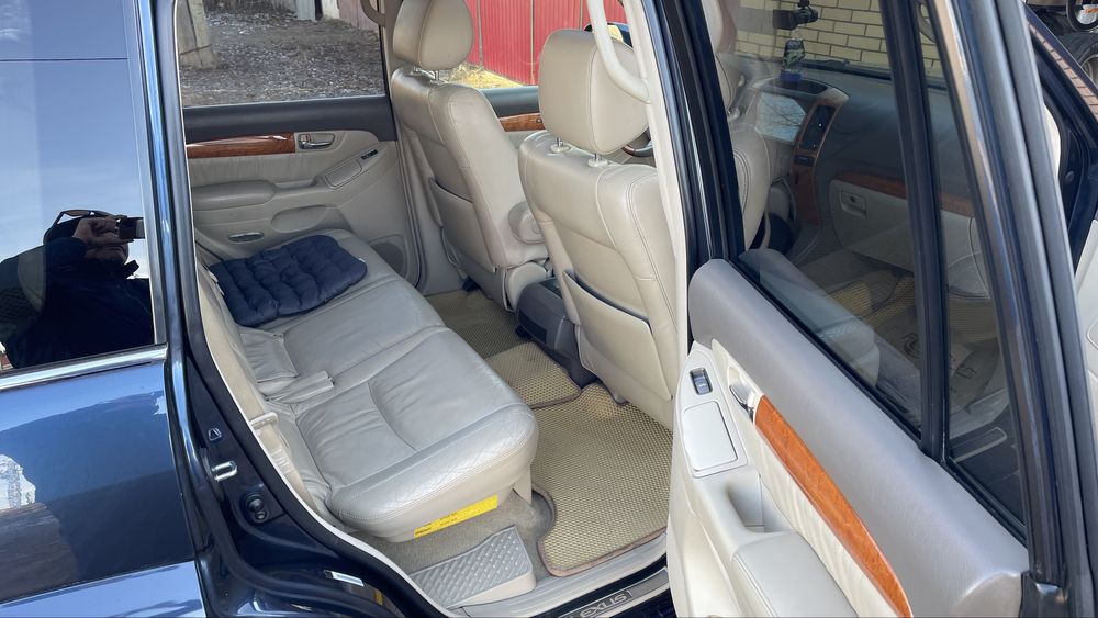 Lexus GX470 внедорожник