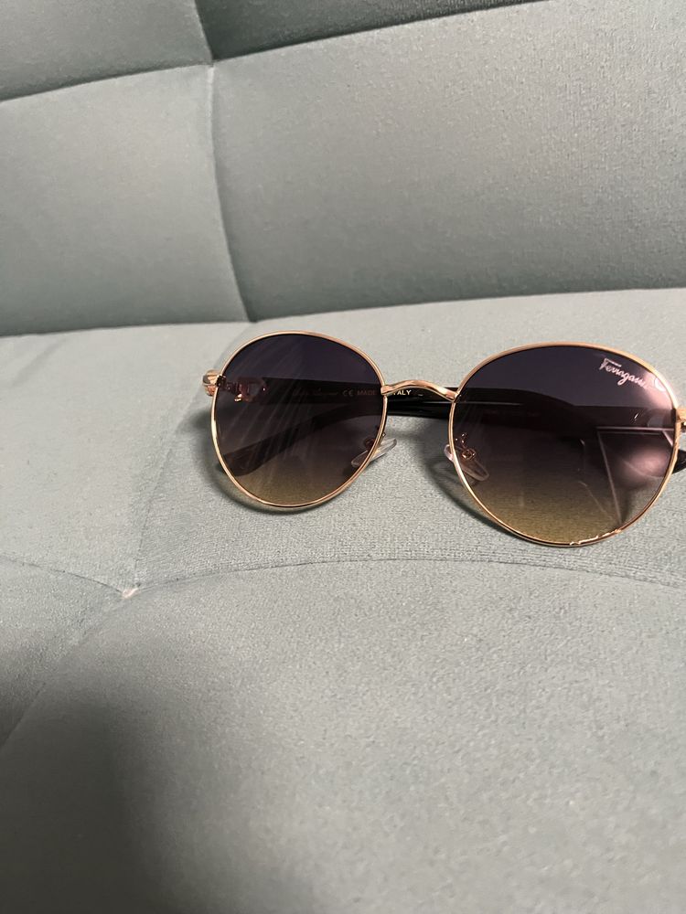 Солнцезащитные очки Salvatore Ferragamo