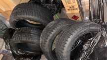 Продам комплект зимней резины 235/45 R18. 1 сезон