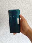 Продам телефон HUAWEI Y9