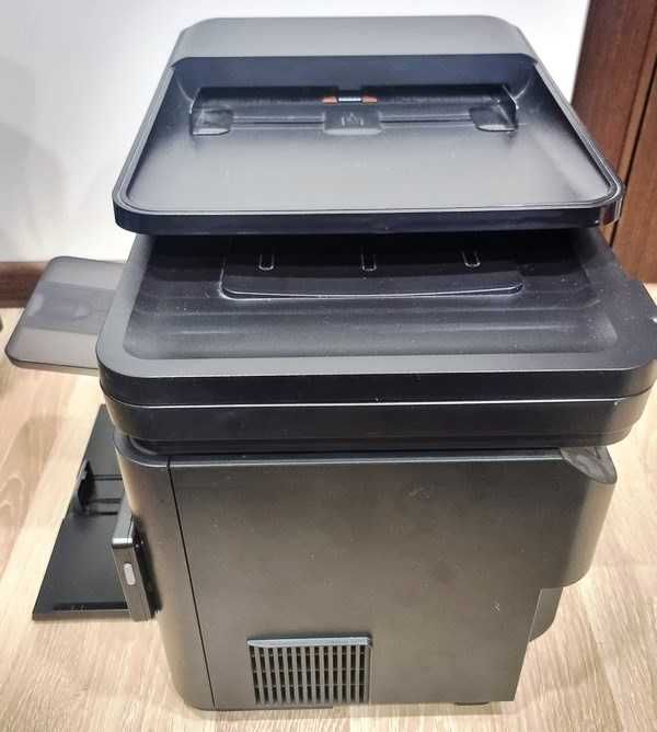 Продам МФУ HP LaserJet Pro MFP M225dn