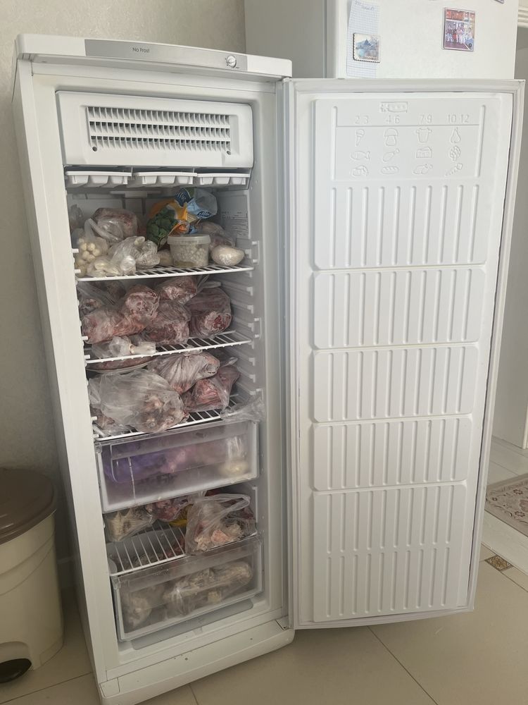 Морозильник Indesit
