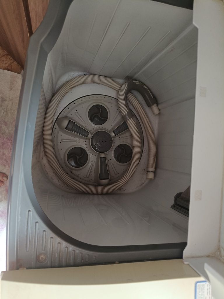 Продам машинку полуавтомат