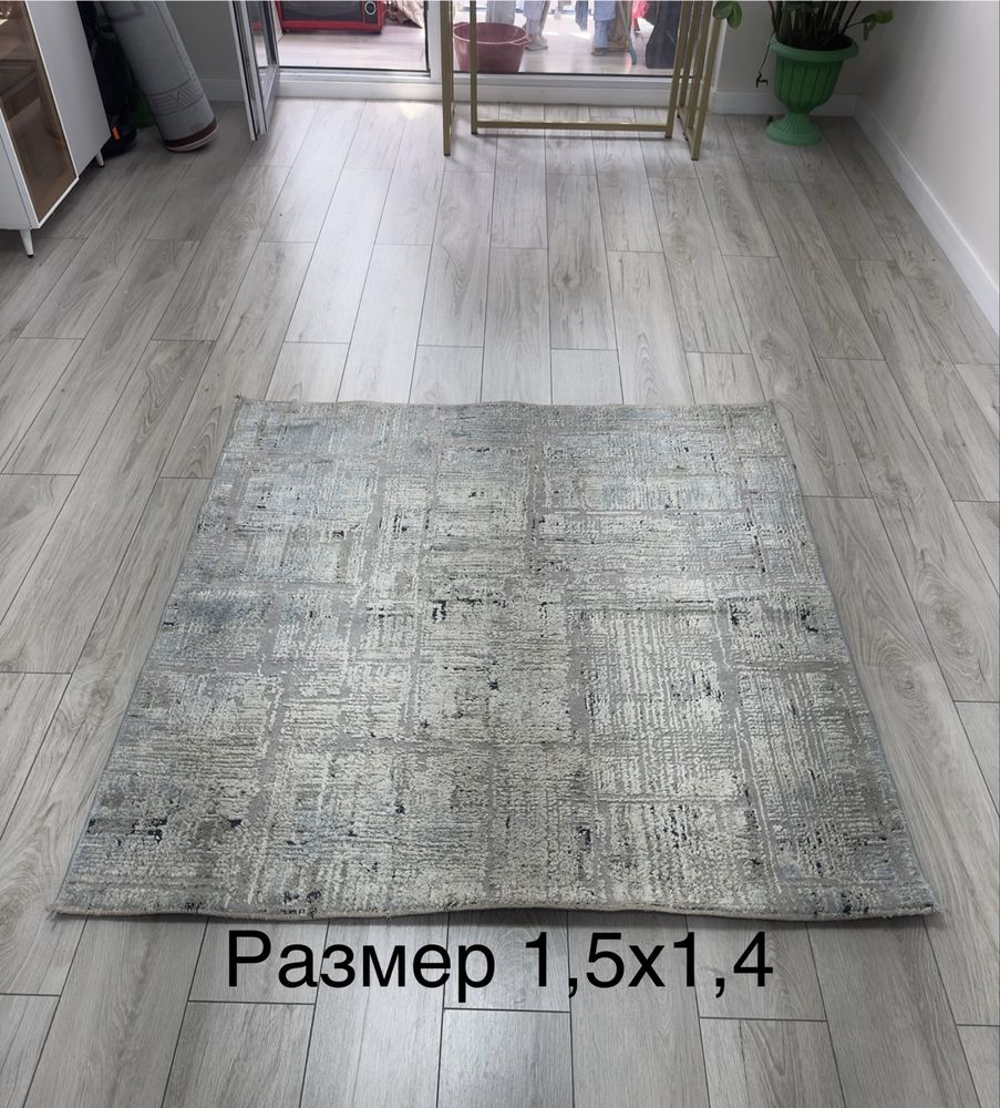 Продам ковры разных размеров в хорошем состоянии