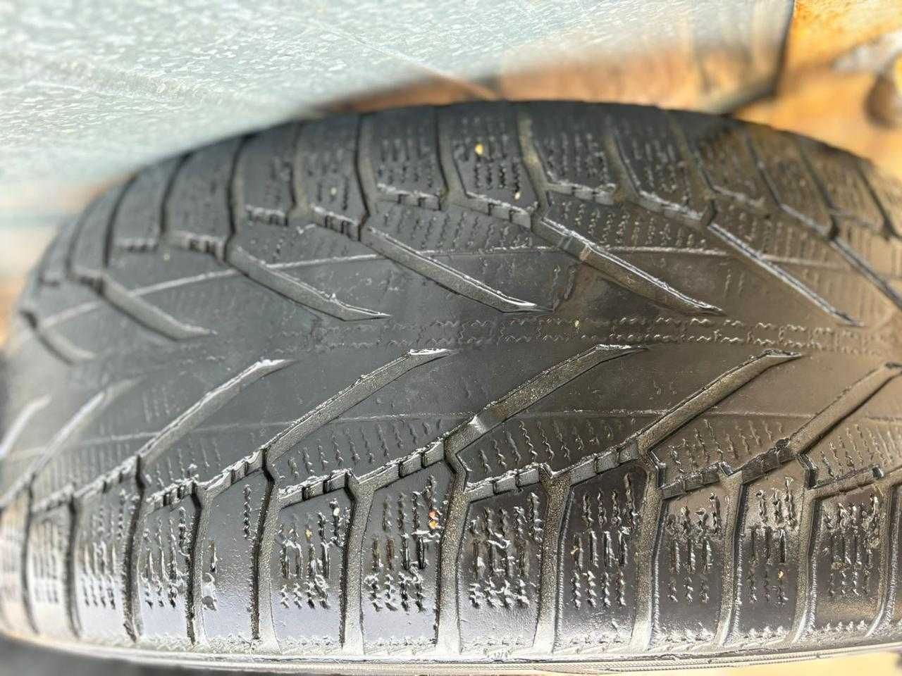 Комплект дисков (R17x5x114.3) + с шинами Nokian (225/60/R17)