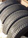 Продаю зимнюю шину Triangle Snowlink 245/45 R18

• Размер: 245/45 R18