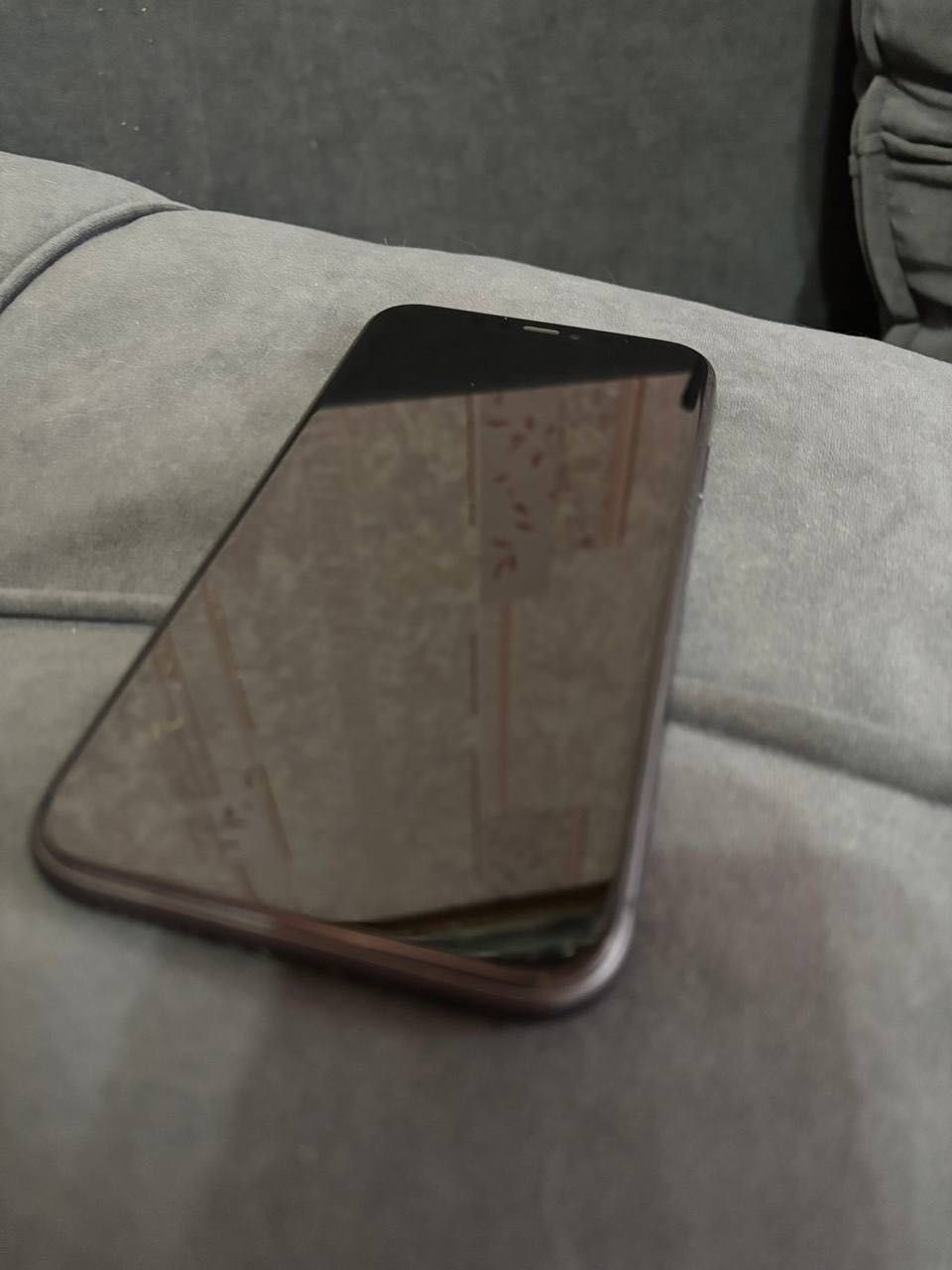 Продам iphone 11