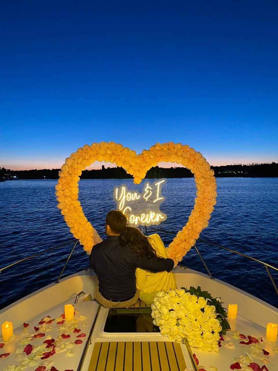 Happy birthday, Marry me, предложение руки и сердца, дым