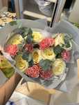 Продам срочно букет из свежих и нежных цветов