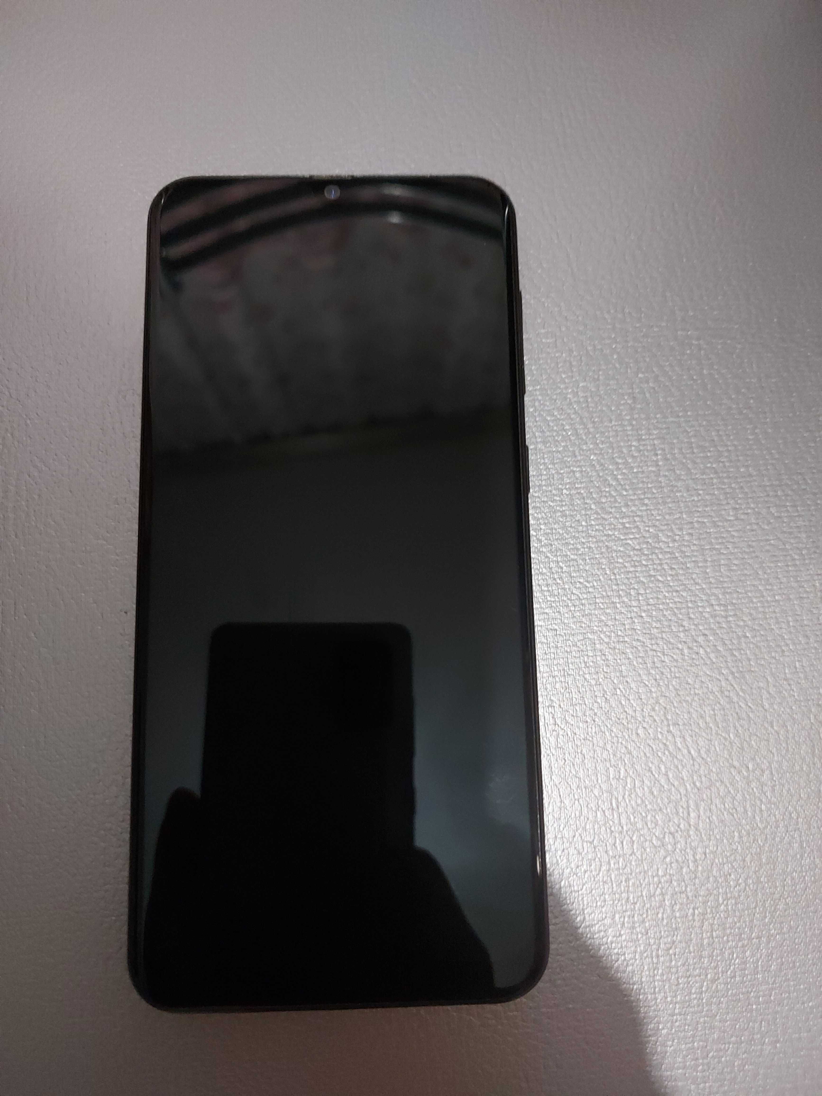 Продам Samsung A50 (8-ми ядерный смартфон).