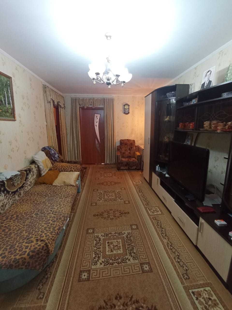 Продам 2 комн. квартиру в Уральске