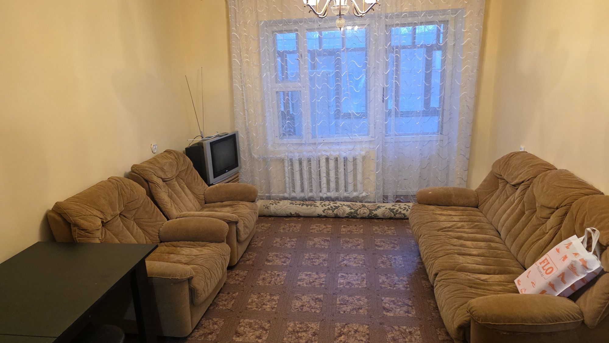 Сдам 2 х комн революция